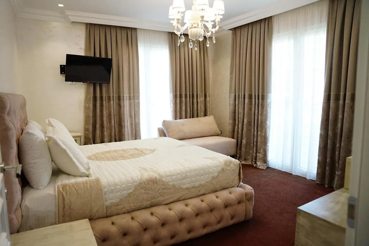 Hotel Eiffel Tirana